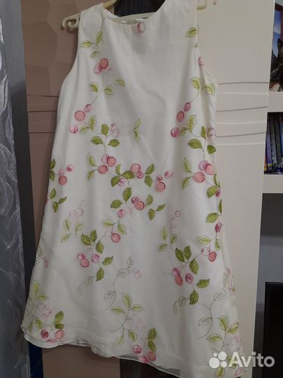 Нарядное платье для девочки