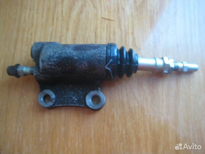 Цилиндр привода выключения сцепления