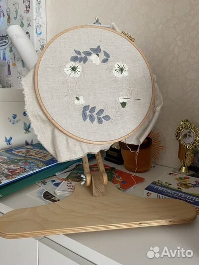 Пяльца деревянные, пальцы для вышивания