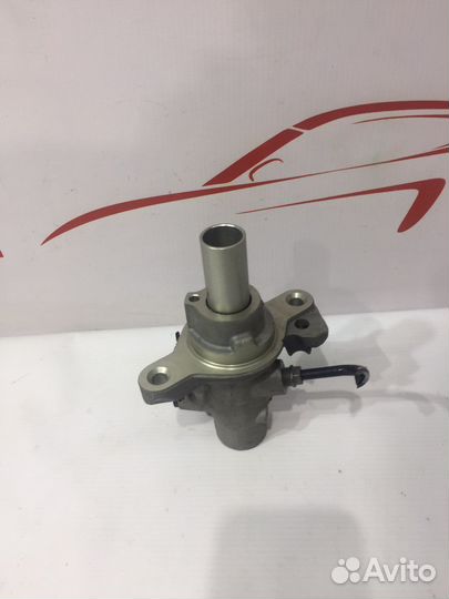 Главный тормозной цилиндр Skoda Octavia A8