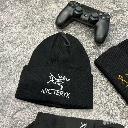 Шапка Arcteryx зимняя