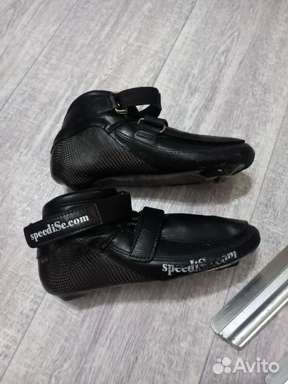 Коньки для шорт трека