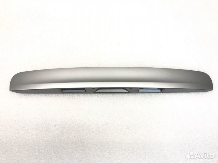 Накладка двери багажника Nissan Qashqai 1.6 2009