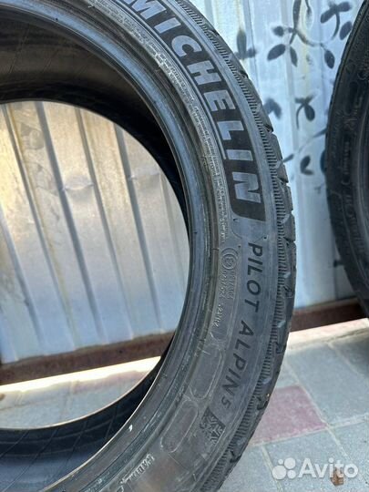 Michelin Alpin 5 225/45 R18 95V