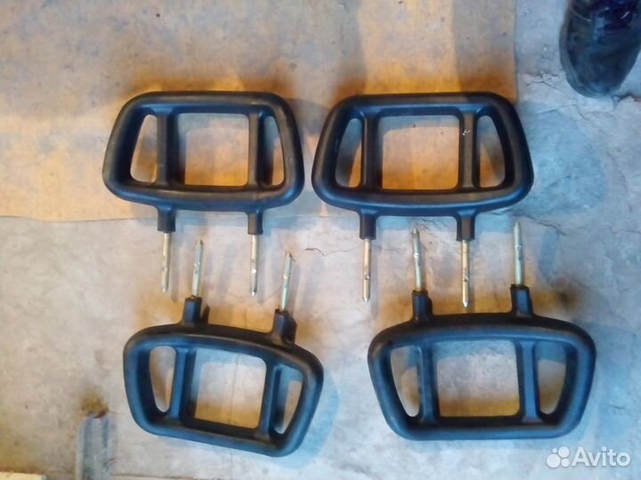 Подголовник