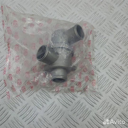 Термостат Chevrolet Niva 1.7 2123 79.6 Л.С 2013