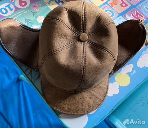 Мужская кожаная кепка зимняя