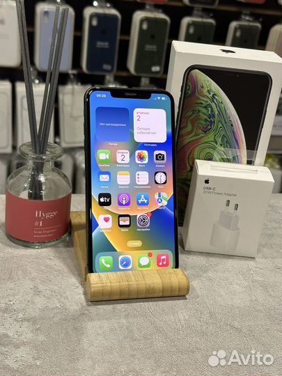 iPhone Xs Max, 64 ГБ