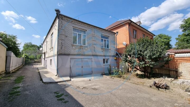 Дом 186,6 м² на участке 6,7 сот.