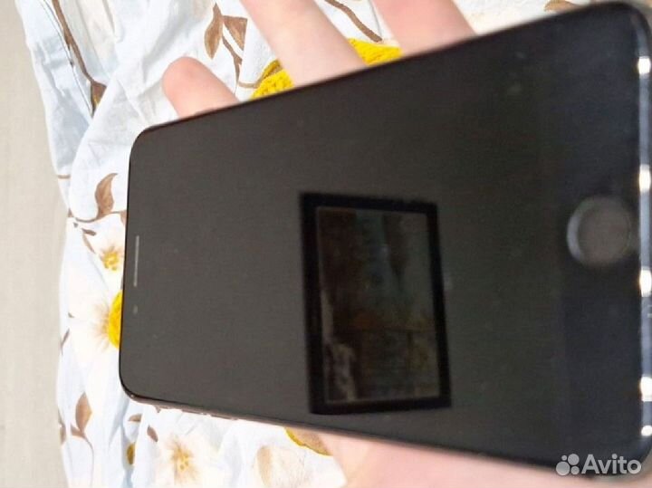 iPhone 8 Plus, 64 ГБ