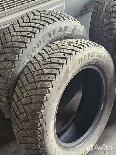 Goodyear UltraGrip 195/65 R15 94