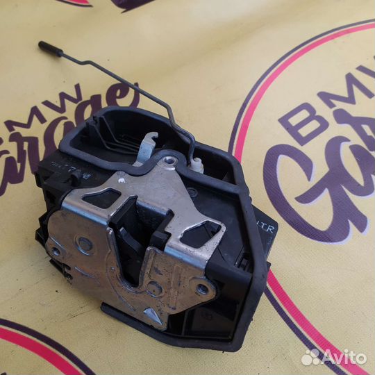 Bmw e60 замок двери правый задний