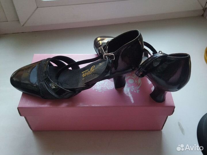 Туфли танцевальные для девочки 36-37р
