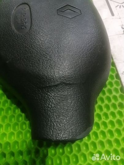 Подушка безопасности Airbag в руль Renault Logan