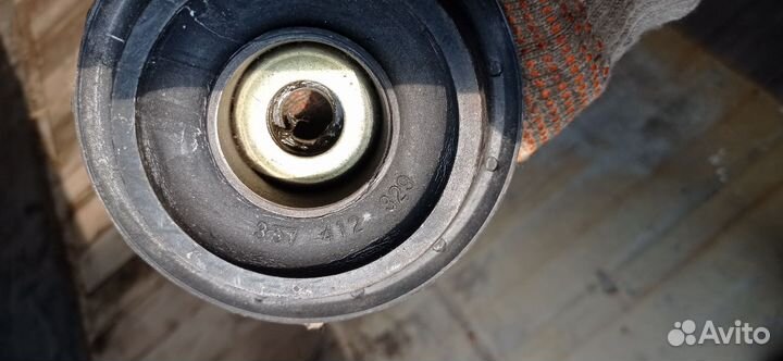 Подушка амортизатора VW Golf