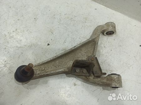 Рычаг задний верхний левый