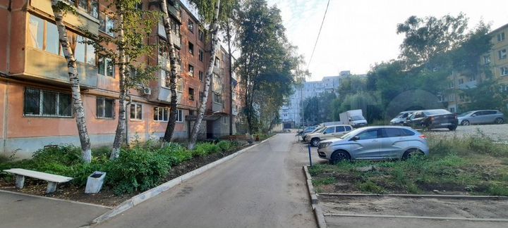 2-к. квартира, 47 м², 2/5 эт.