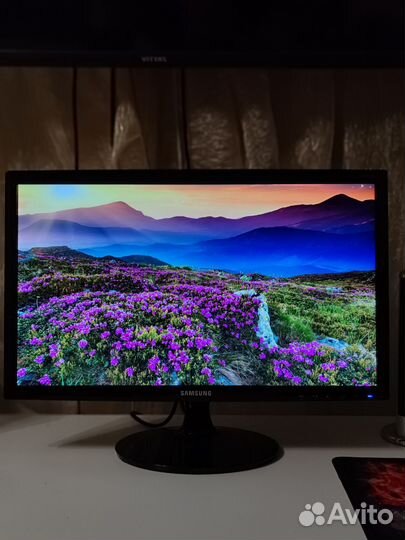 Монитор samsung 21,5