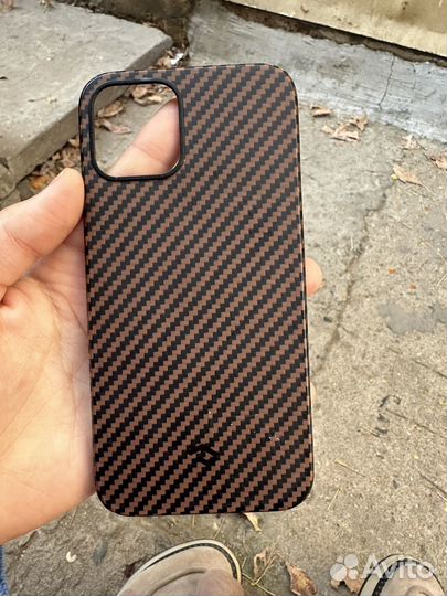 Чехол на iPhone 12