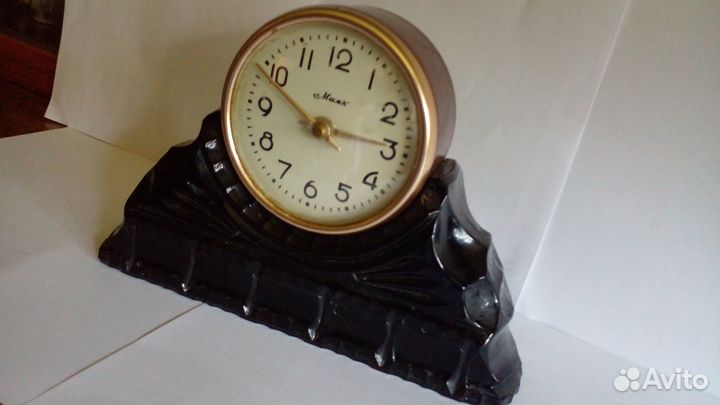 Часы настольные маяк - СССР