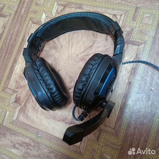 Игровые наушники