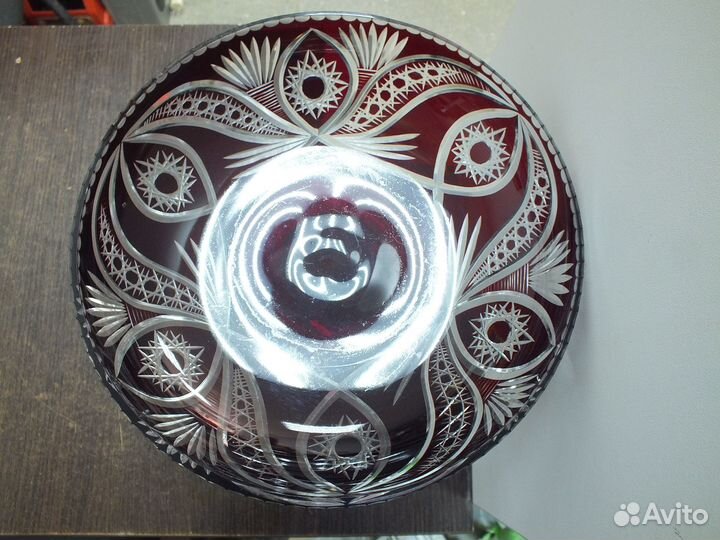 Ваза на ножке марганцовое стекло фруктовница