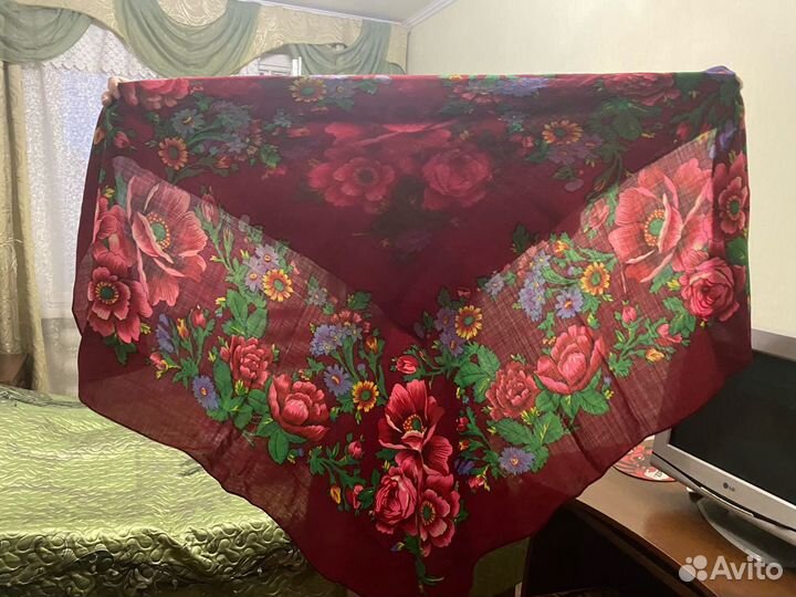 Шерстяные платки