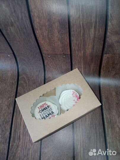 Подарочный набор капкейков на День Матери