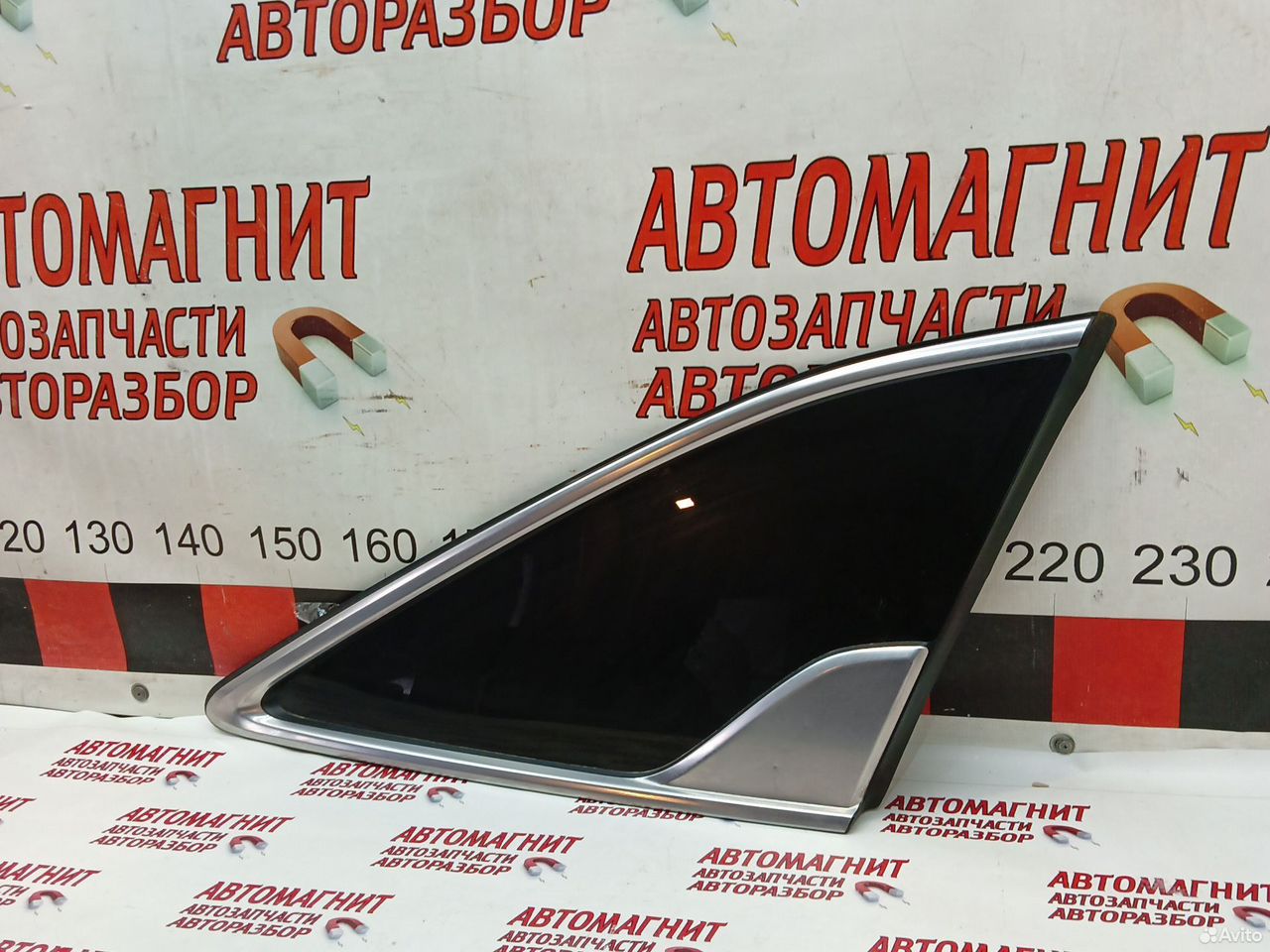 Форточка задняя правая Киа Соренто 4 MQ