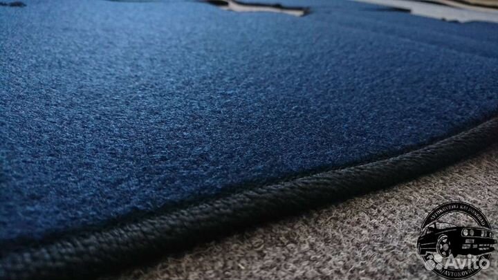 Автоковрики для BMW 7 серии e23, синие
