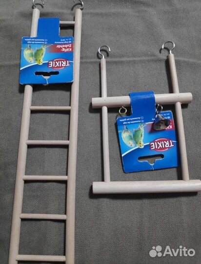 Миски, совки, лоток, игрушки, зуб щетка (обмен)