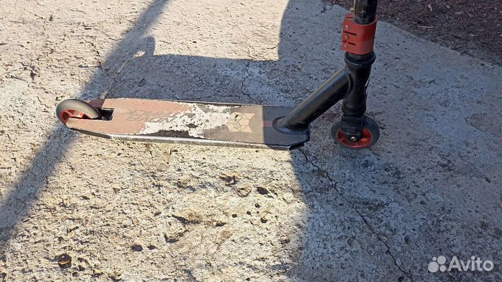 Трюковой самокат