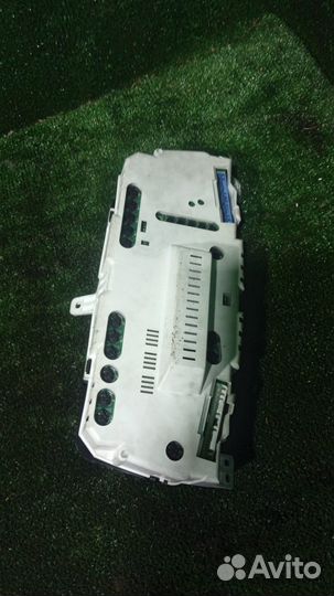Панель приборов Mitsubishi Lancer Cedia