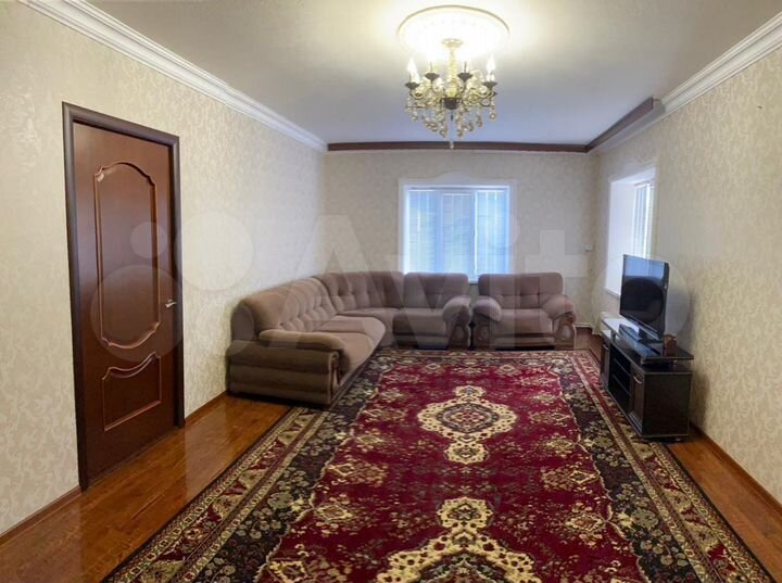 Дом 200 м² на участке 15 сот.