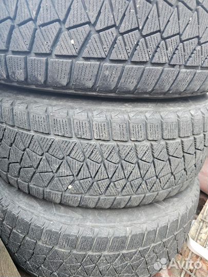 Bridgestone Blizzak Ice 225/60 R17 99R