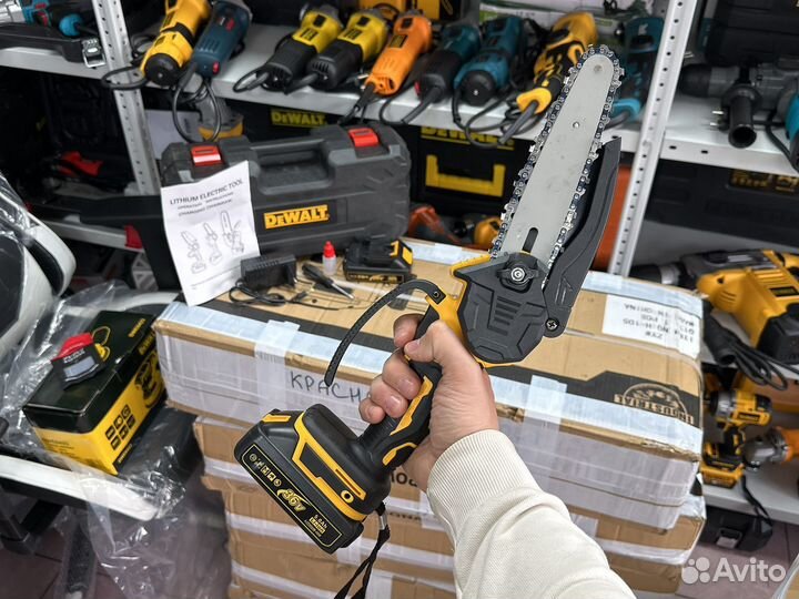 Цепная пила dewalt