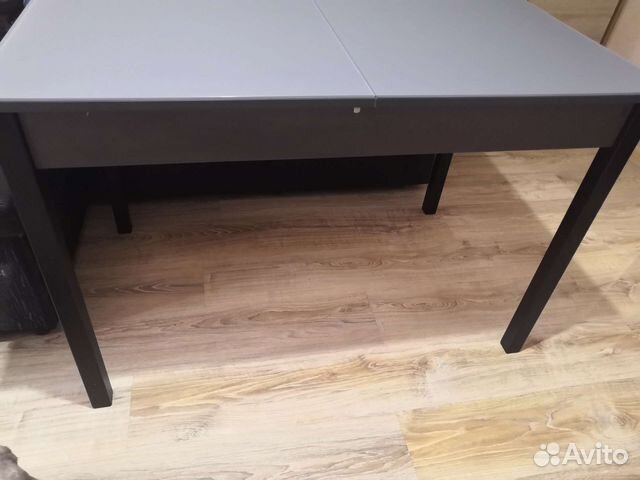 Кухонный стол стеклянный раздвижной