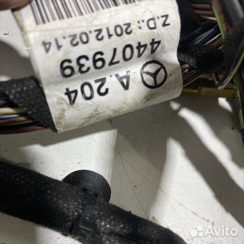 Коса крышки багажника Мерседес x204 GLK