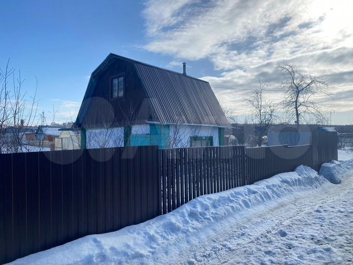 Дача 20 м² на участке 4 сот.