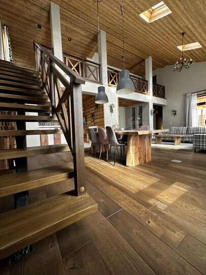 Дом 324 м² на участке 17 сот.