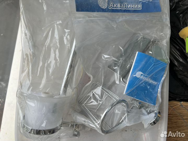 Держатель для бумаги и ершик для унитаза