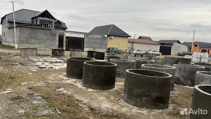 Бетонные кольца для колодца и канализации