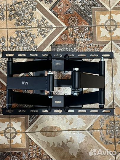 Кронштейн для телевизора