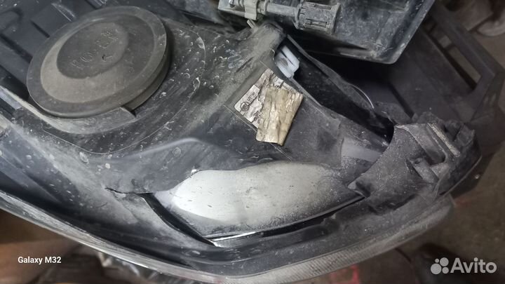 Фара правая Skoda Fabia 2 2010 год