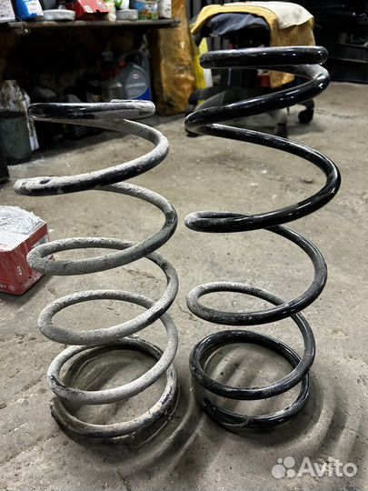 Пружины ниссан алмера перед