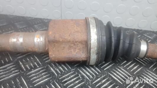 Привод передний правый land rover discovery 4 (2NN08N101)