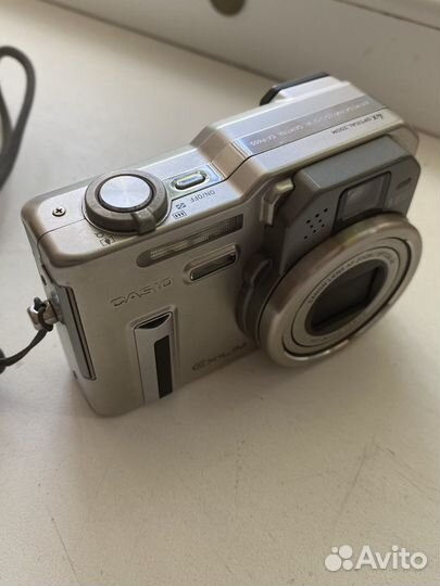 Компактный фотоаппарат casio exilim pro ex-p600