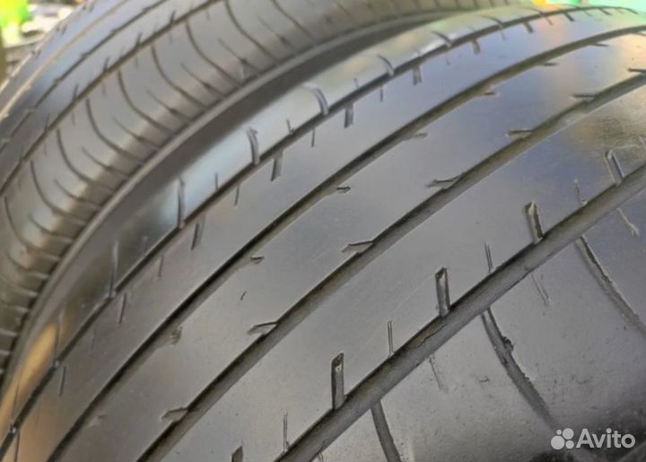 Yokohama dB Decibel E70 215/55 R17