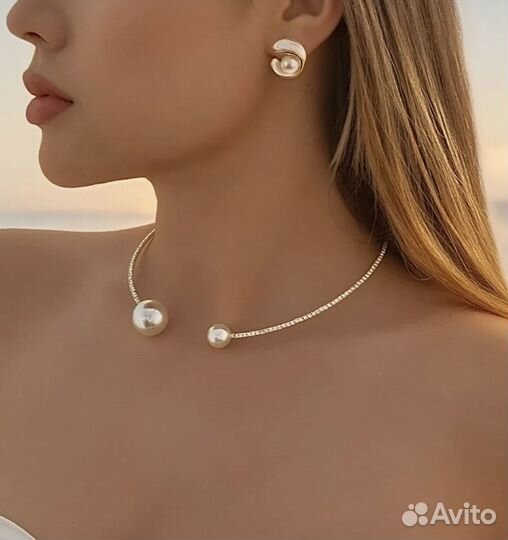 Колье и серьги с жемчугом комплект