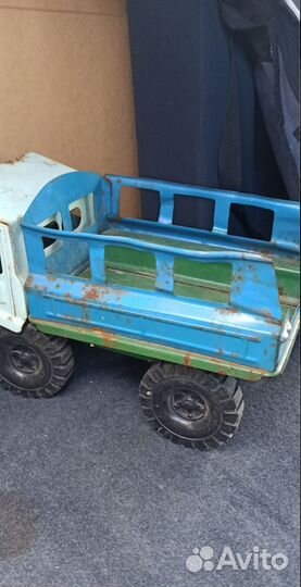 Железная машина виз